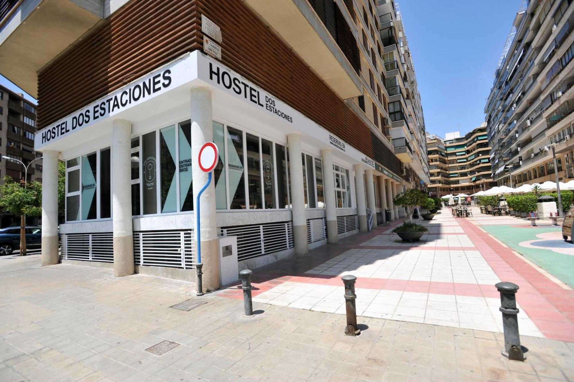 Hostel Dos Estaciones - Free Towels, Coffee & Tea, Remote Check-In Alicante Dış mekan fotoğraf